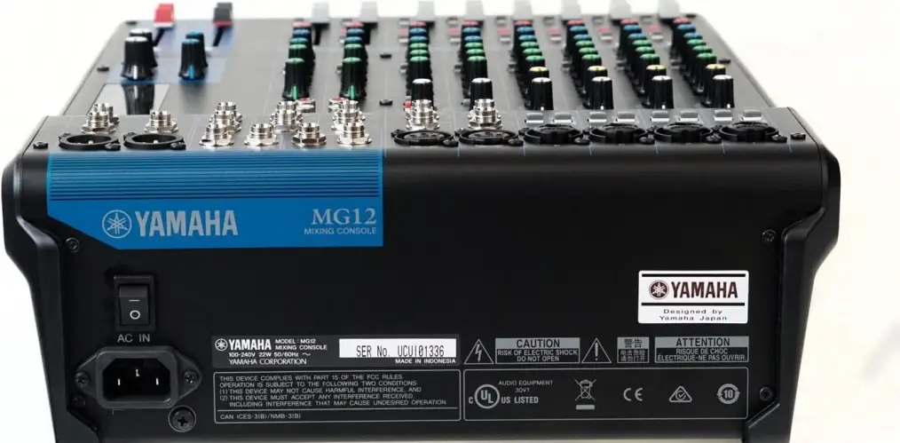 comprar mezcladora yamaha mg12